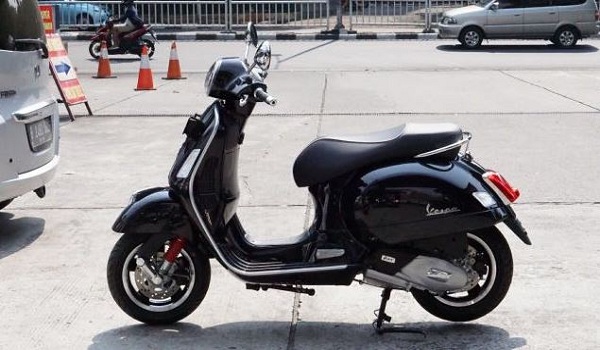 Vespa GTS Classic 150 Keluaran Produsen Kendaraan Bermotor Italia